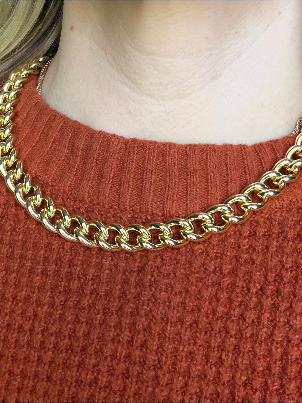 Gorjana chunky gold tone chain. Comes with original pouch.